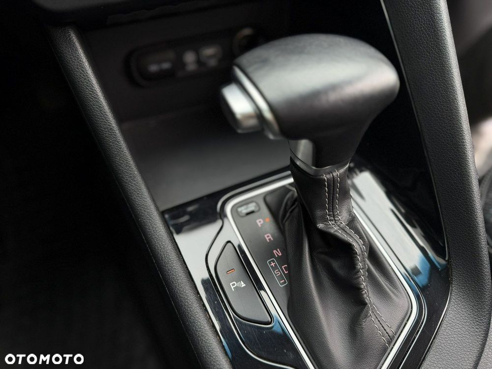 Kia Niro 1.6 GDI Hybrid L - 21