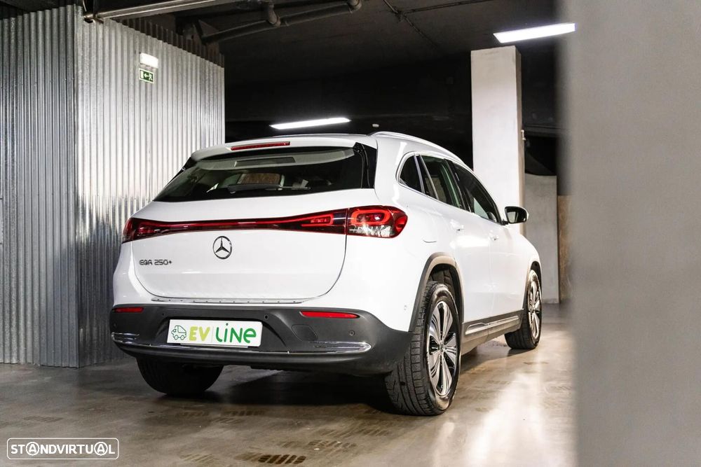 Mercedes-Benz EQA 250+ Progressive - 10