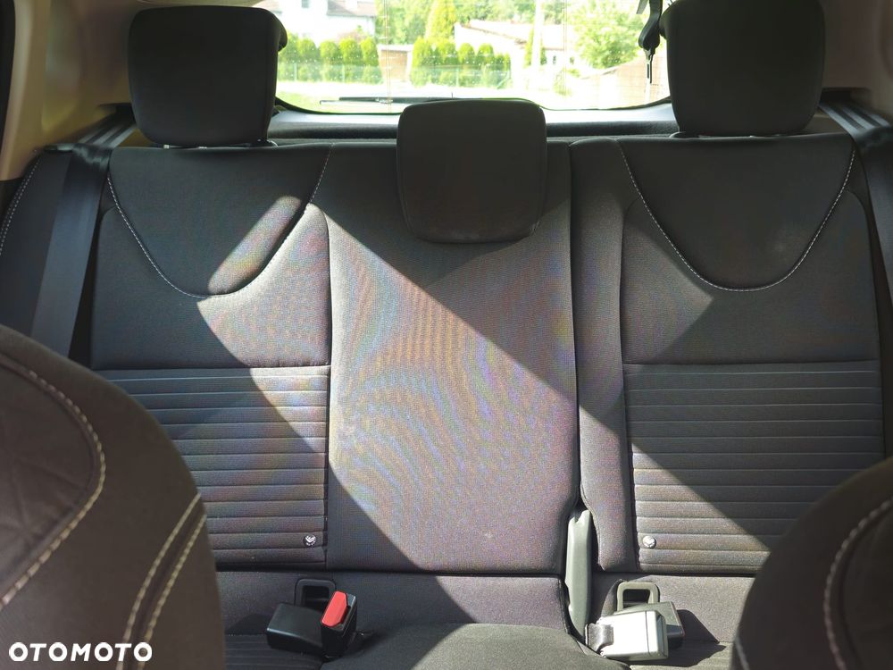 Renault Clio 1.2 16V Limited - 10