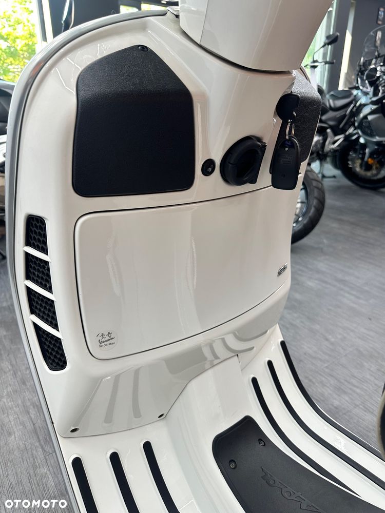 Vespa GTS - 23