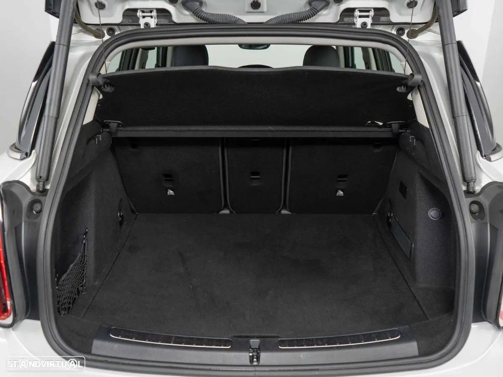 MINI Countryman Cooper SE ALL4 Auto - 7