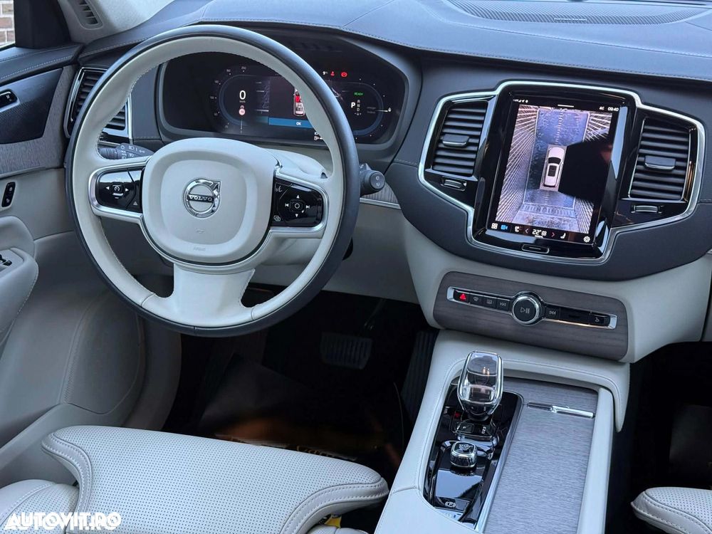 Volvo XC 90 T8 AWD Recharge Geartronic Inscription Edition - 23