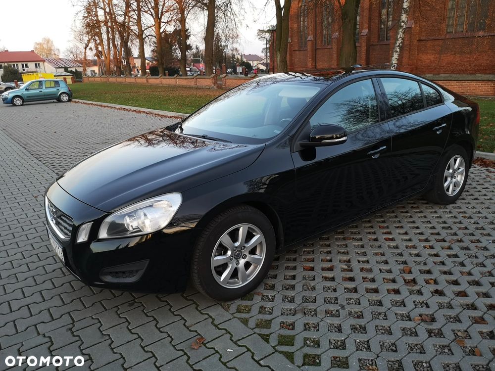 Volvo S60 T3 Edition - 1
