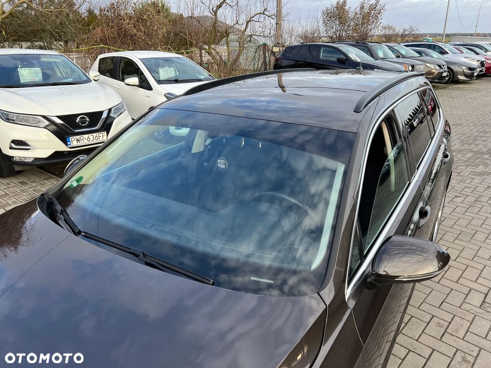 Volkswagen Passat - 34