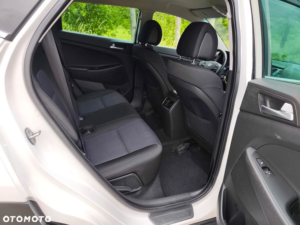 Hyundai Tucson blue 1.7 CRDi 2WD Passion - 12