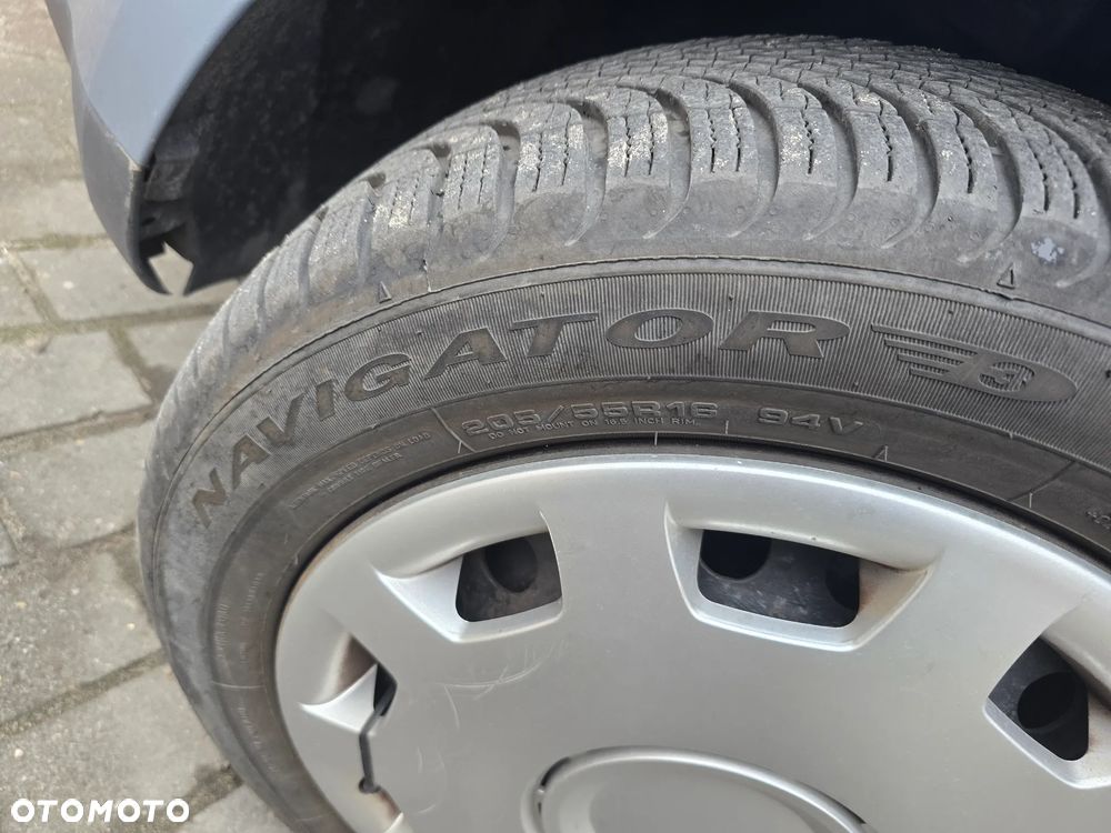 Ford Focus C-Max 1.8 Ambiente - 12