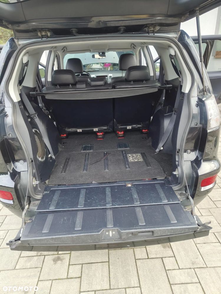 Mitsubishi Outlander 2.4 Instyle CVT - 4