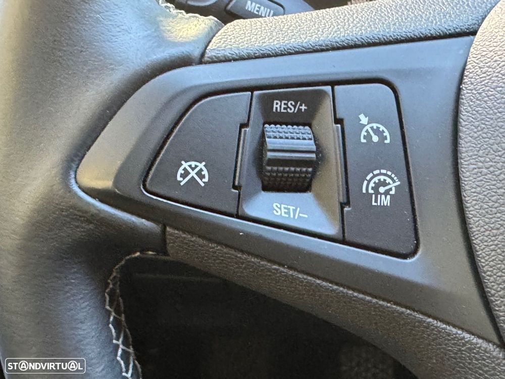 Opel Astra 1.6 CDTI Ecotec Business Edition S/S - 19