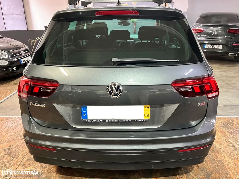 VW Tiguan 1.4 TSI Confortline - 6