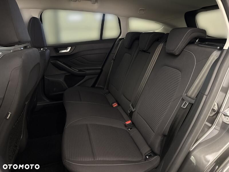 Ford Focus 2.0 EcoBlue Titanium - 19