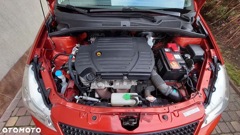 Suzuki SX4 1.6 Premium - 38