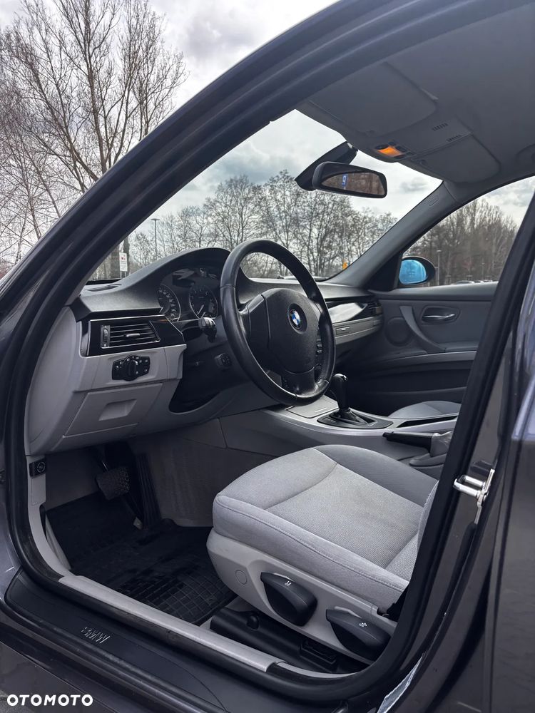 BMW Seria 3 - 13
