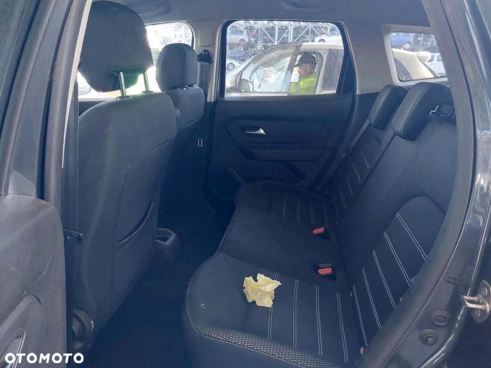 Dacia Duster 1.5 Blue dCi Prestige - 11