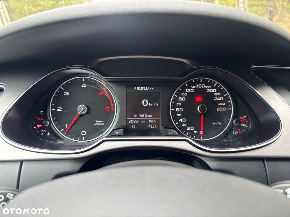 Audi A4 Avant 2.0 TDI DPF multitronic Attraction - 18