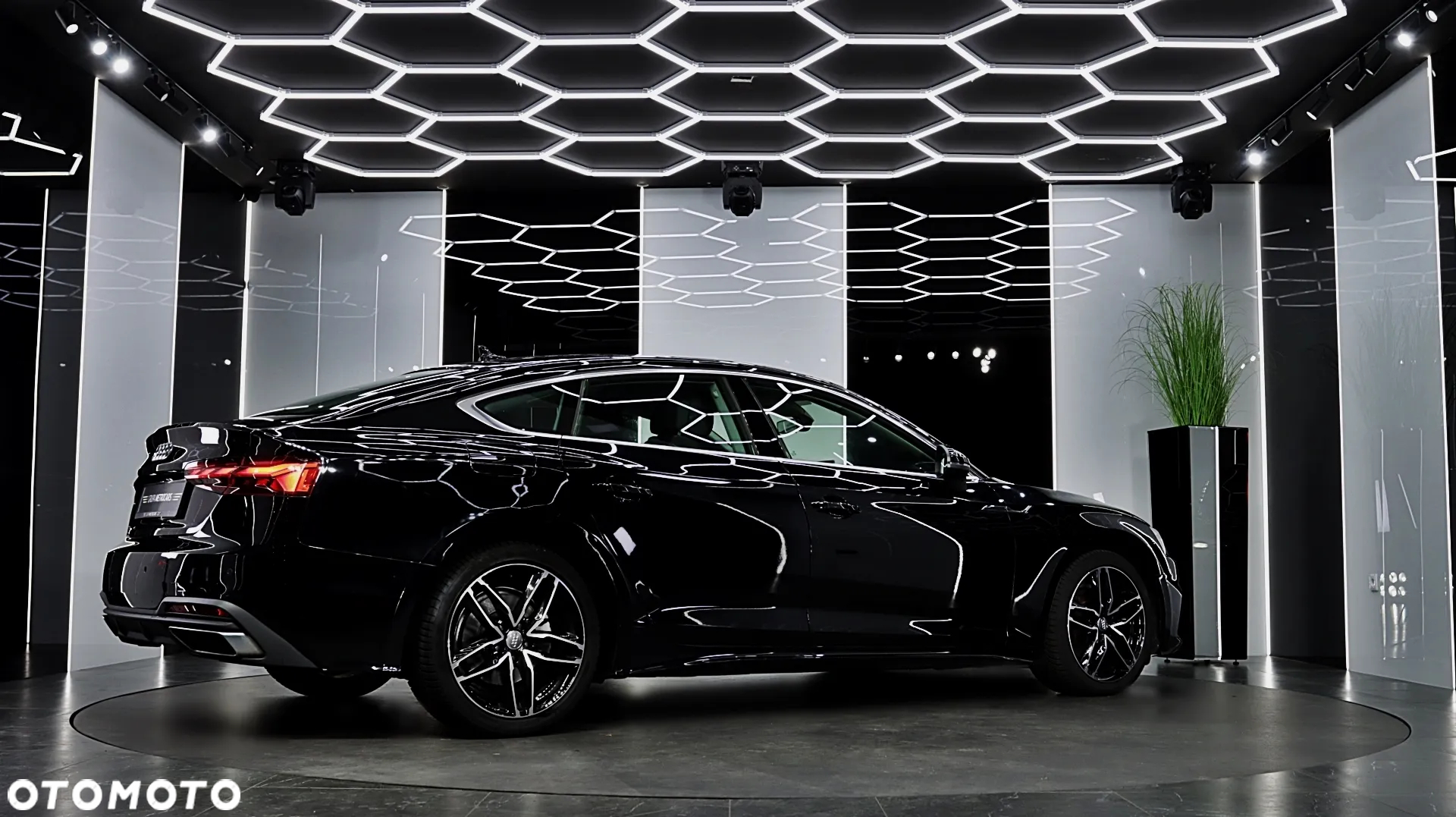 Audi A5 40 TFSI S tronic - 9