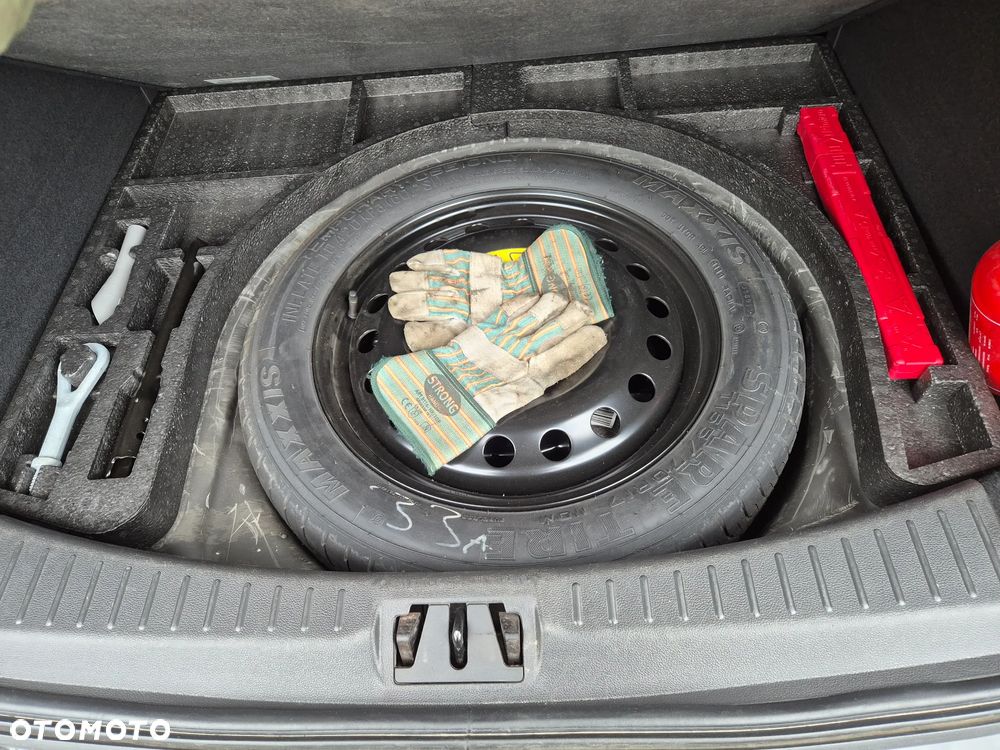 Ford Kuga 2.0 TDCi AWD ST-Line - 34