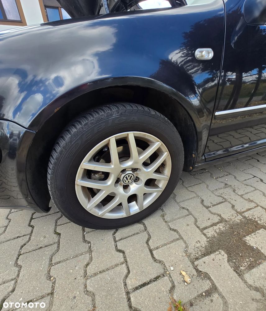 Volkswagen Bora 1.9 TDI 4 Mot Highline - 12