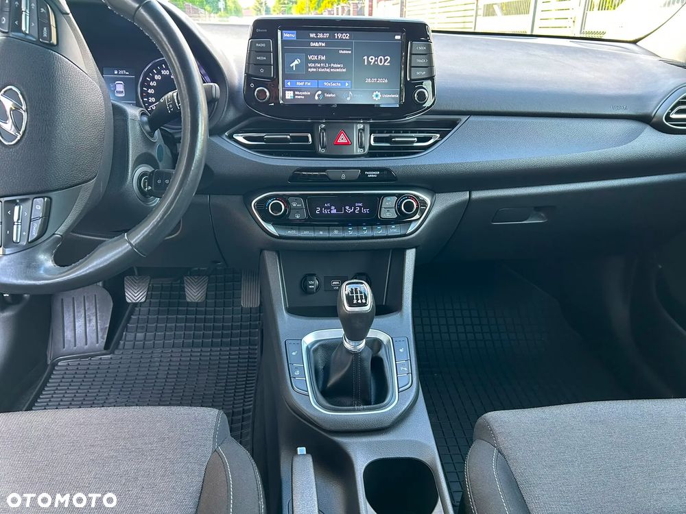 Hyundai i30 1.5 DPI Modern - 6