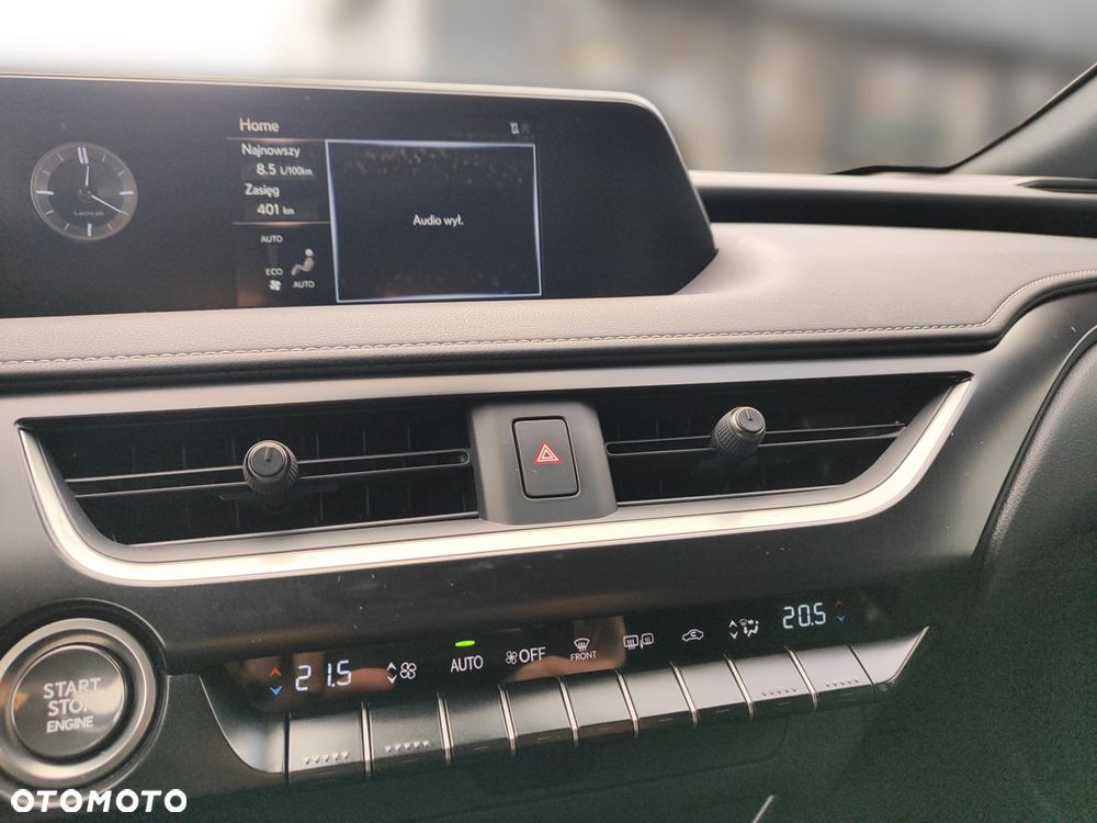 Lexus UX 200 GPF F Impression 2WD - 8