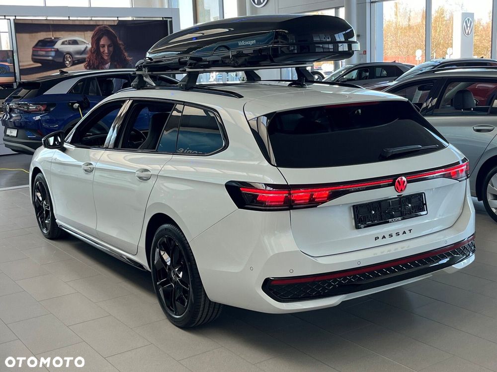 Volkswagen Passat Variant 2.0 TDI SCR R-Line Plus DSG - 5