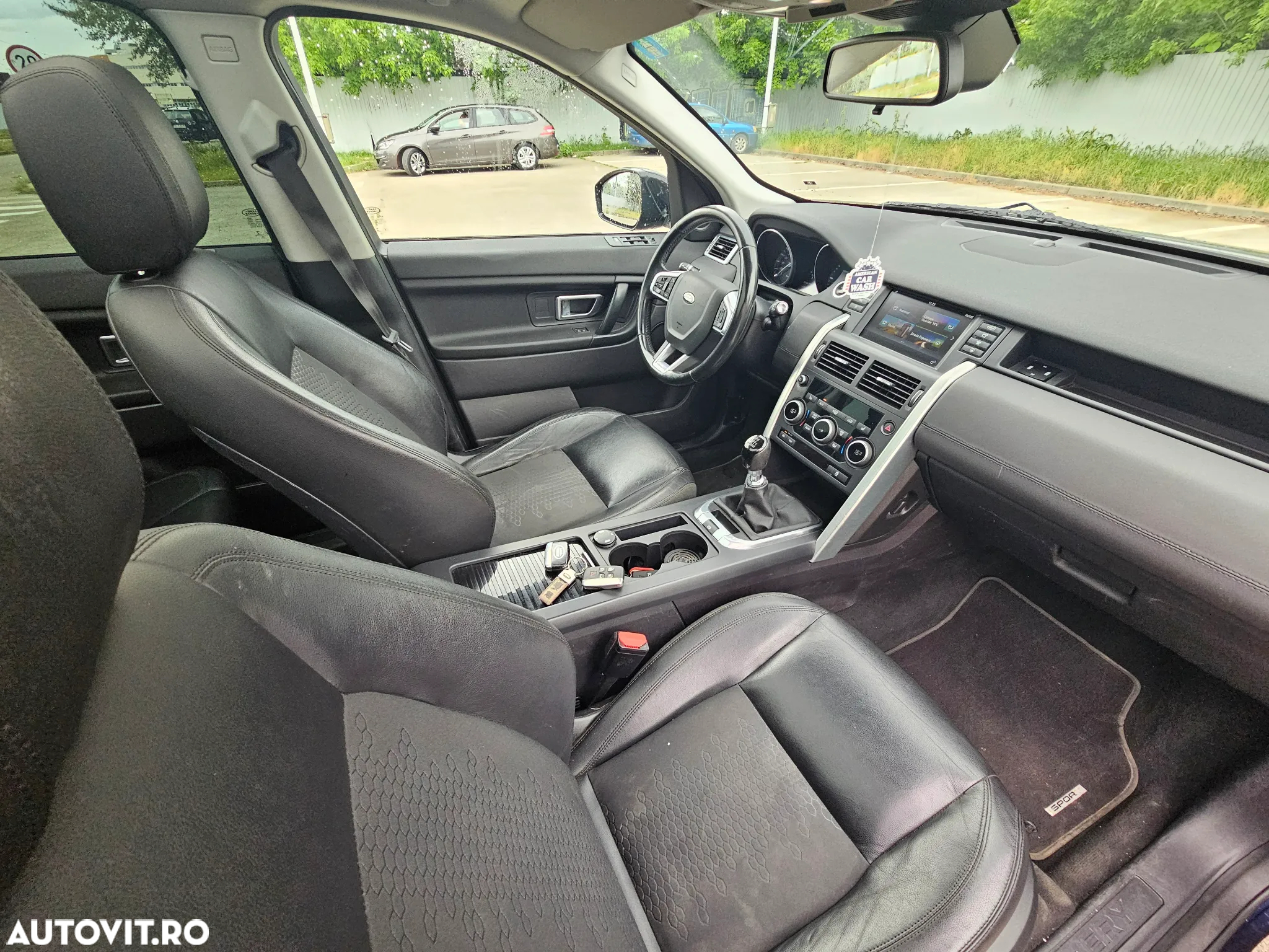 Land Rover Discovery Sport 2.0 l TD4 HSE - 16