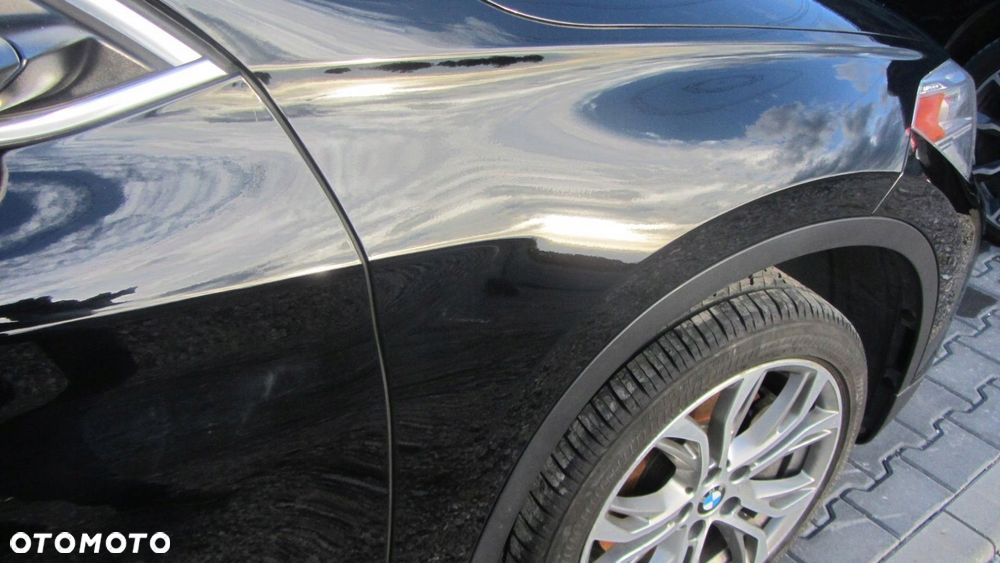 BMW X1 F48 668 SHWARZ 2 BŁOTNIK PRAWY PRZEDNI PRAWY PRZÓD CZARNY 7427300 - 2
