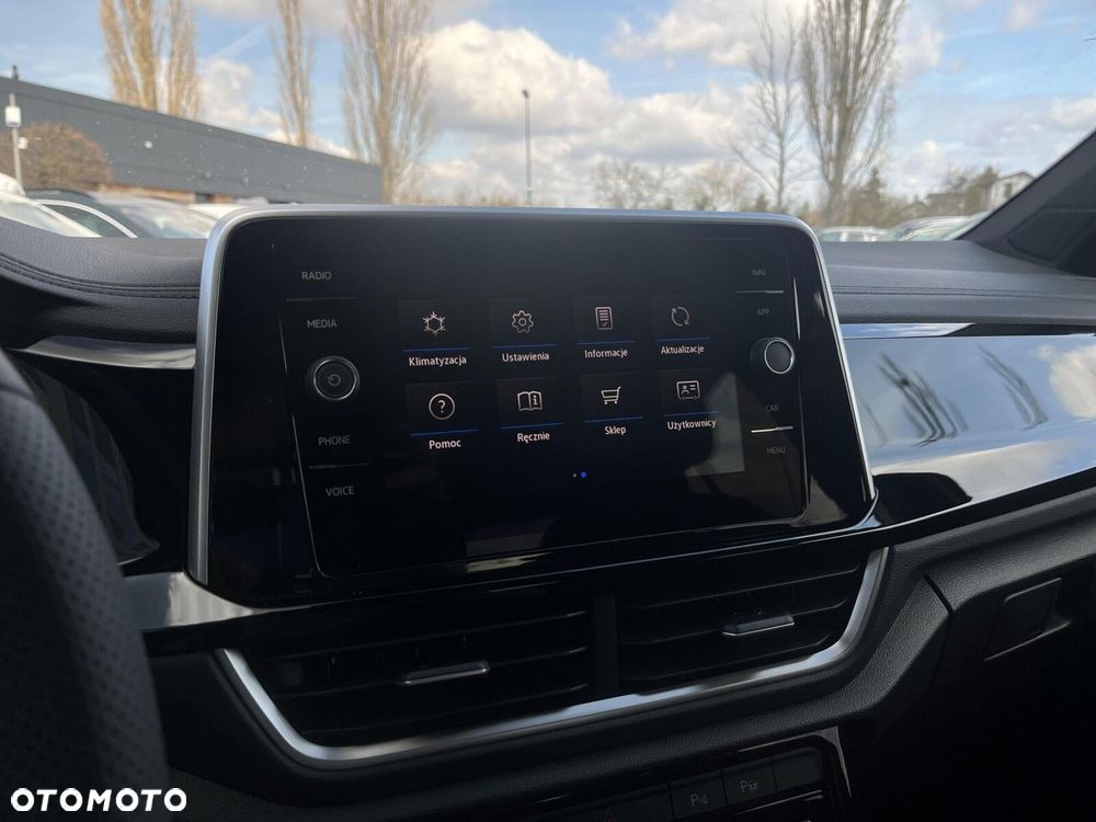 Volkswagen T-Roc 1.5 TSI R-Line DSG - 24