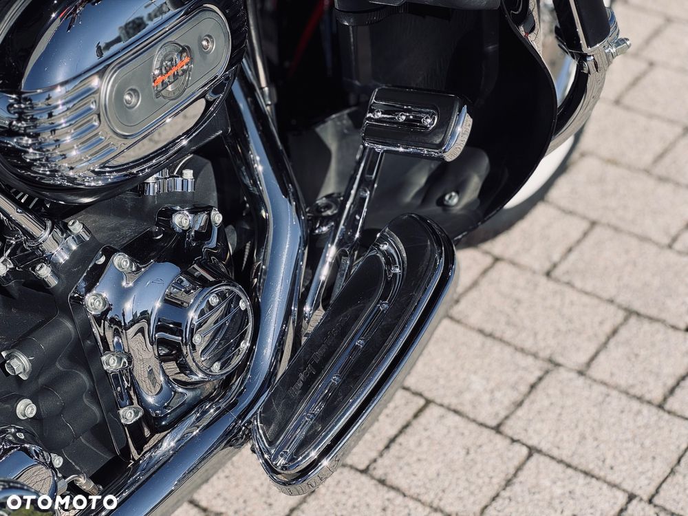 Harley-Davidson Touring Electra Glide - 9