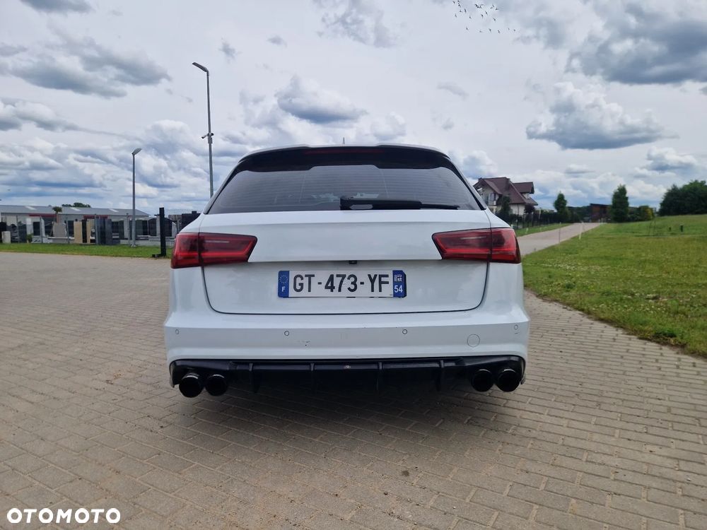 Audi A6 Avant 3.0 TDI quattro S tronic - 11