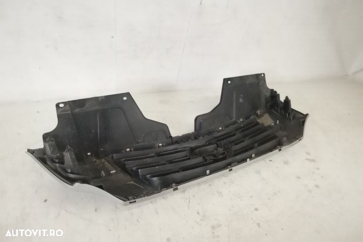 Grila centrala originala in stare buna Nissan Navara D23 2015 2016 201 - 5