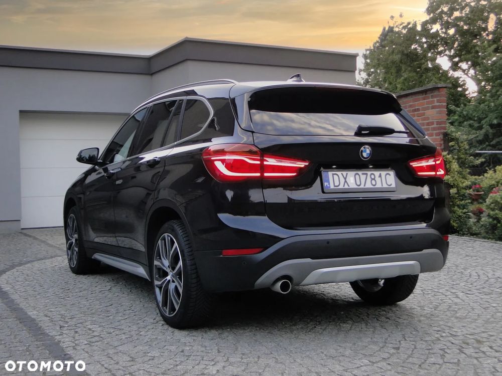 BMW X1 sDrive18i GPF xLine - 13