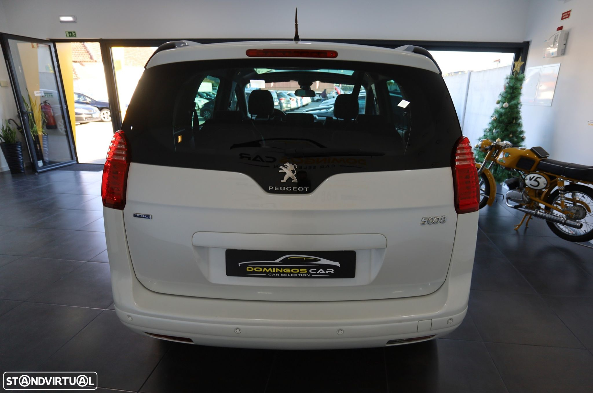 Peugeot 5008 1.6 BlueHDi Allure EAT6 J17 - 6