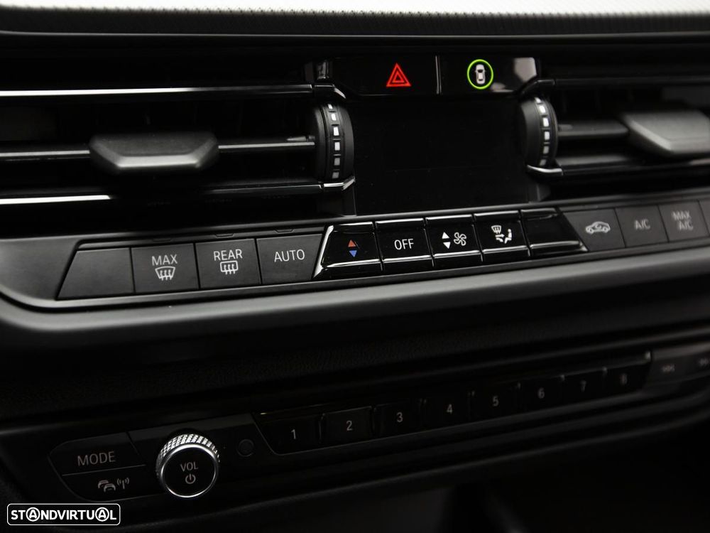 BMW 116 d Pack Desportivo M - 18