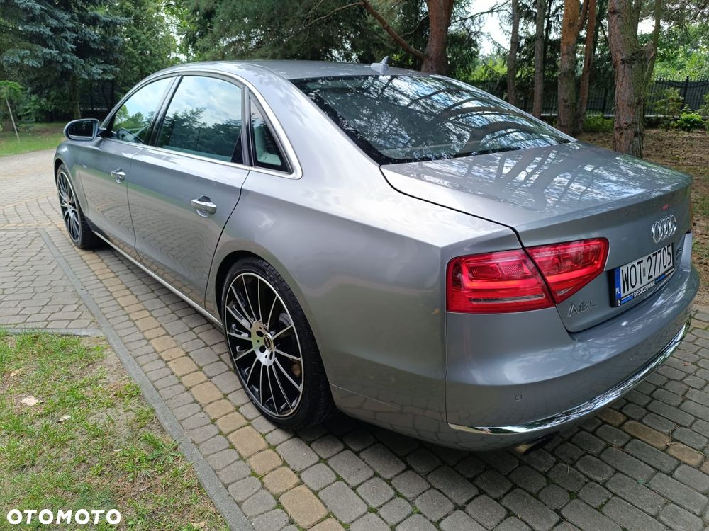 Audi A8 4.2 FSI L Quattro - 2