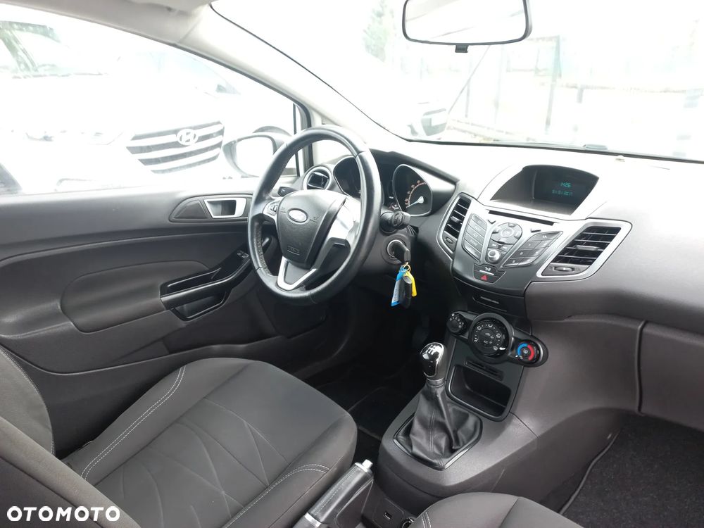 Ford Fiesta 1.25 Ambiente - 17