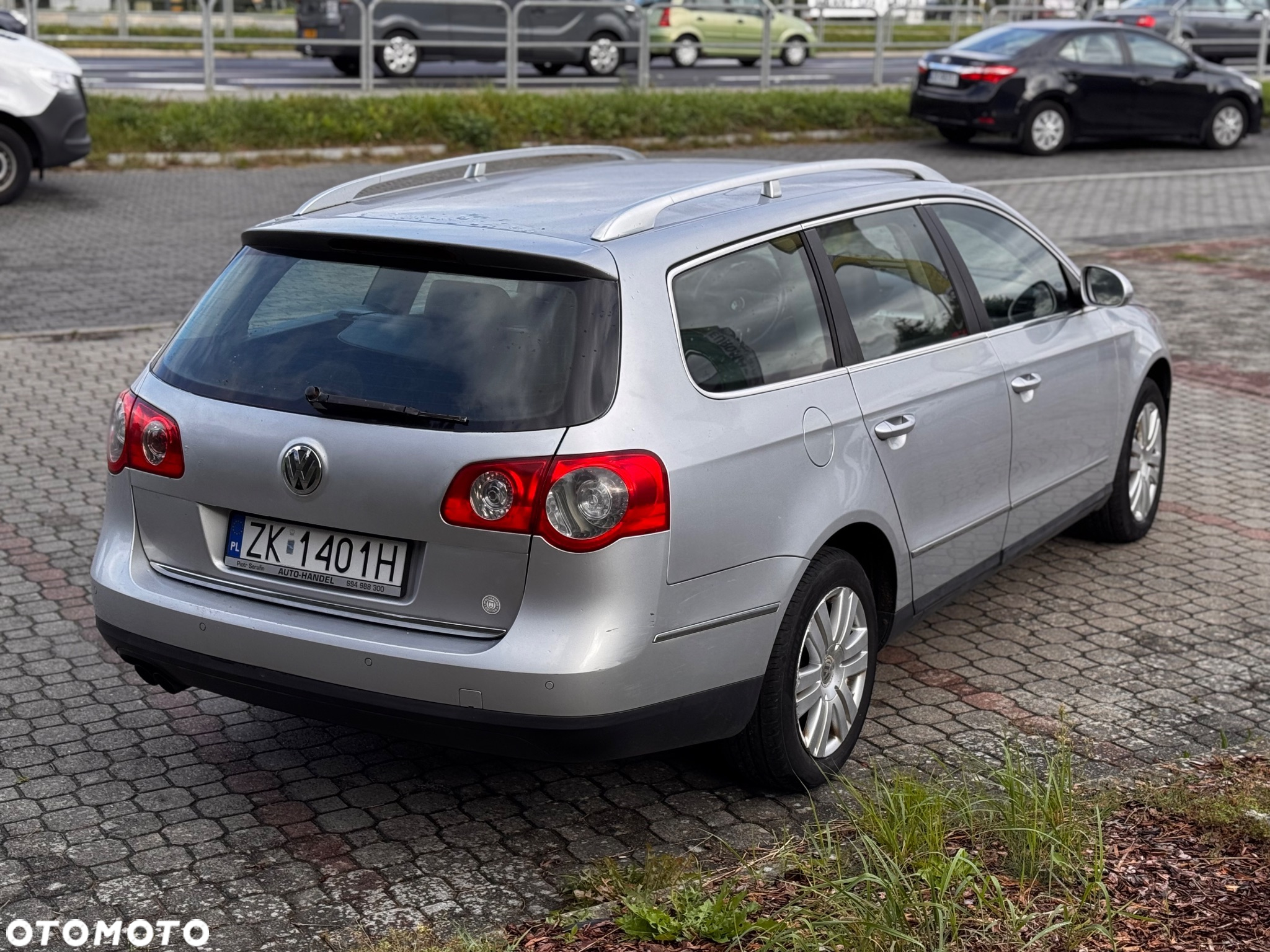 Volkswagen Passat 2.0 TDI DPF Highline - 5