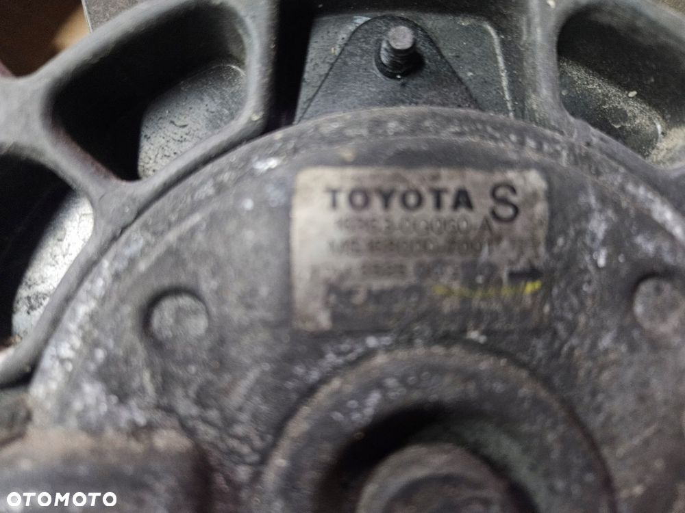 toyota avensis t25 06-08 2.0 d4d corolla verso ii chłodnica wentylator - 3