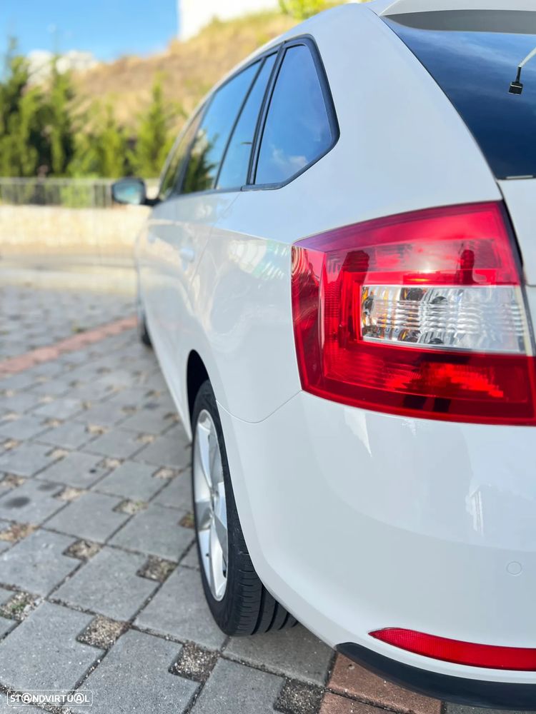 Skoda Rapid Spaceback 1.4 TDi Style - 5