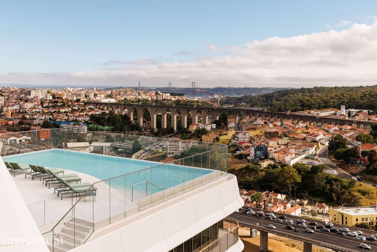 Penthouse T6 com piscina, Lisboa