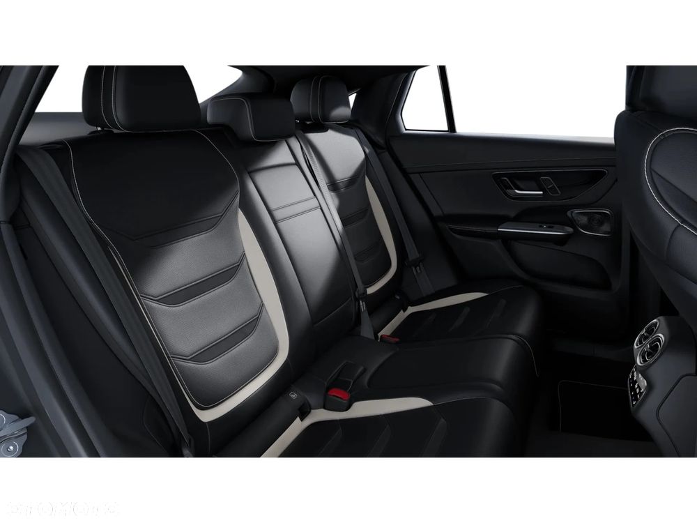 Mercedes-Benz GLC - 11