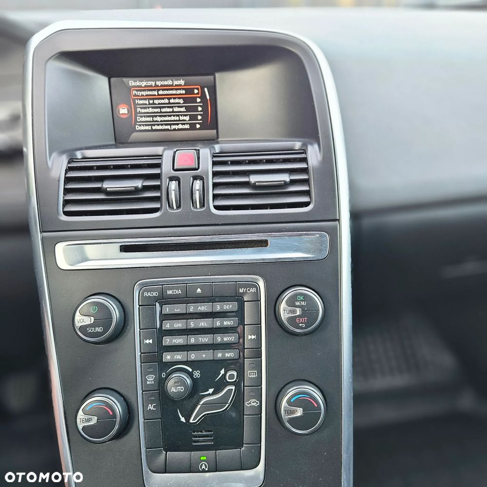 Volvo XC 60 - 26