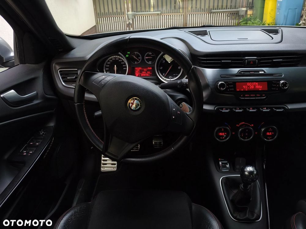 Alfa Romeo Giulietta 2.0 JTDM 16V - 37