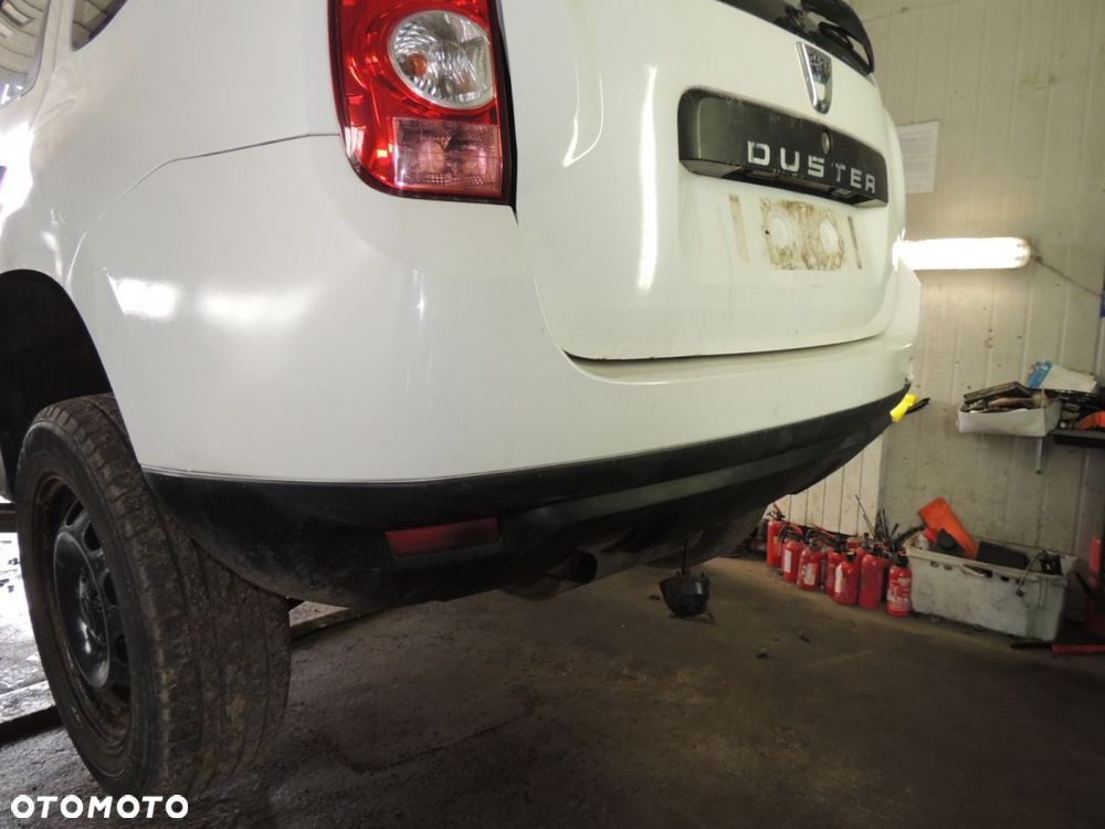 Zderzak tył DACIA DUSTER 1.6 16V '13r - 1