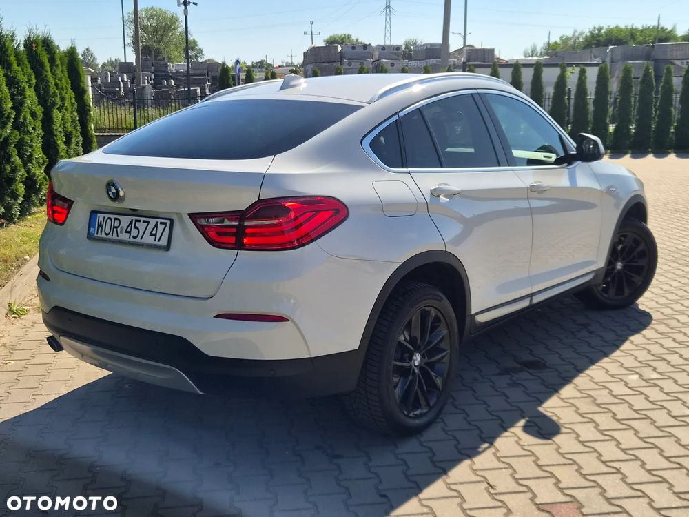 BMW X4 xDrive20i xLine - 4