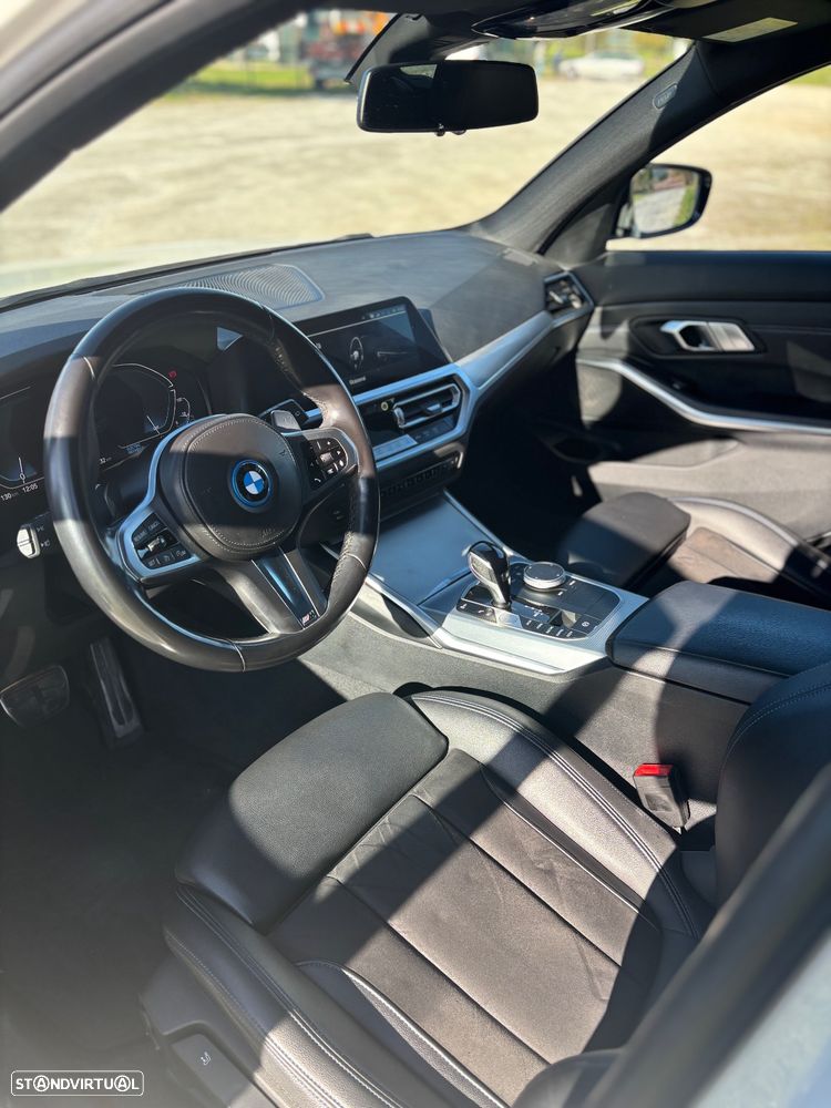 BMW 320 e Pack M Auto - 11