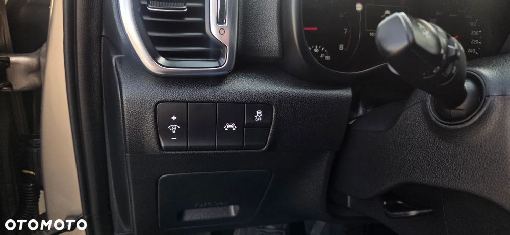 Kia Sportage 1.6 GDI 2WD ISG Spirit - 29