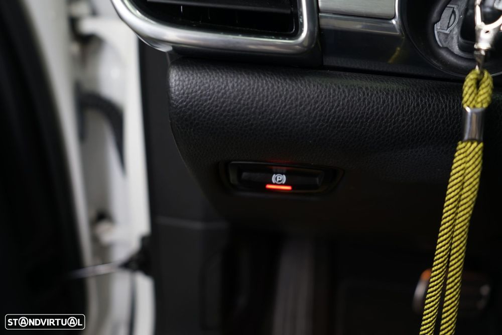 Porsche Panamera Platinum Edition - 22