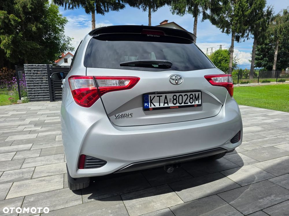 Toyota Yaris - 12