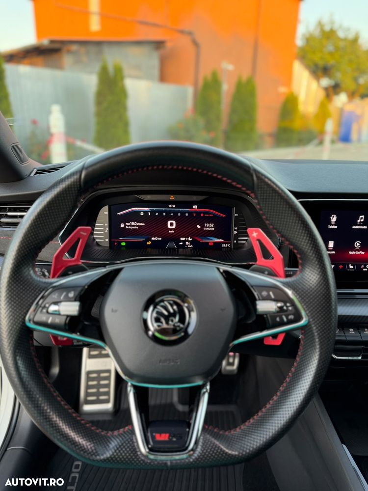 Skoda Octavia RS 2.0 TSI DSG - 13