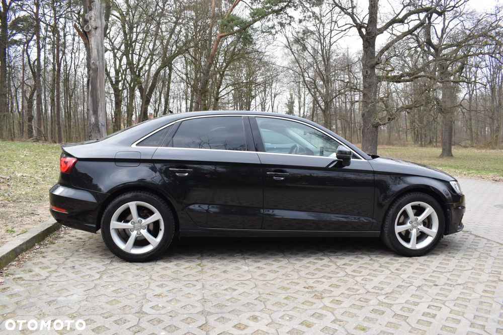 Audi A3 Limousine 1.6 TDI S tronic Ambiente - 4